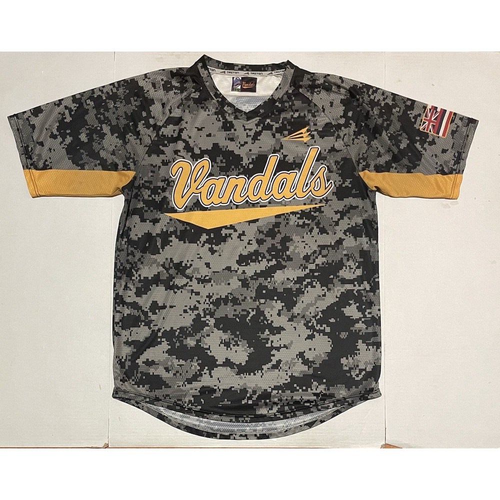 Triton Vandals Men's Size XL Gray Digital Camo Baseball Jersey Hawaii Flag